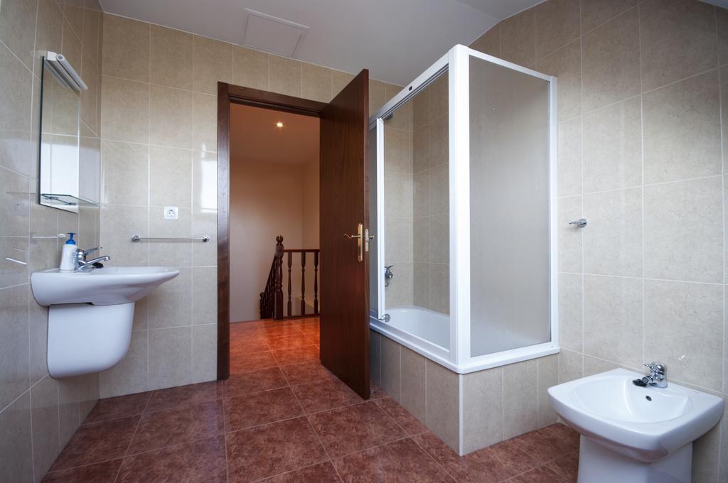 U-Hotel Dario Lugo Szoba fotó