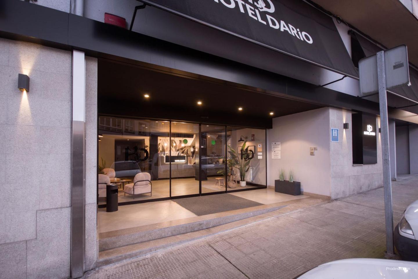 U-Hotel Dario Lugo Kültér fotó