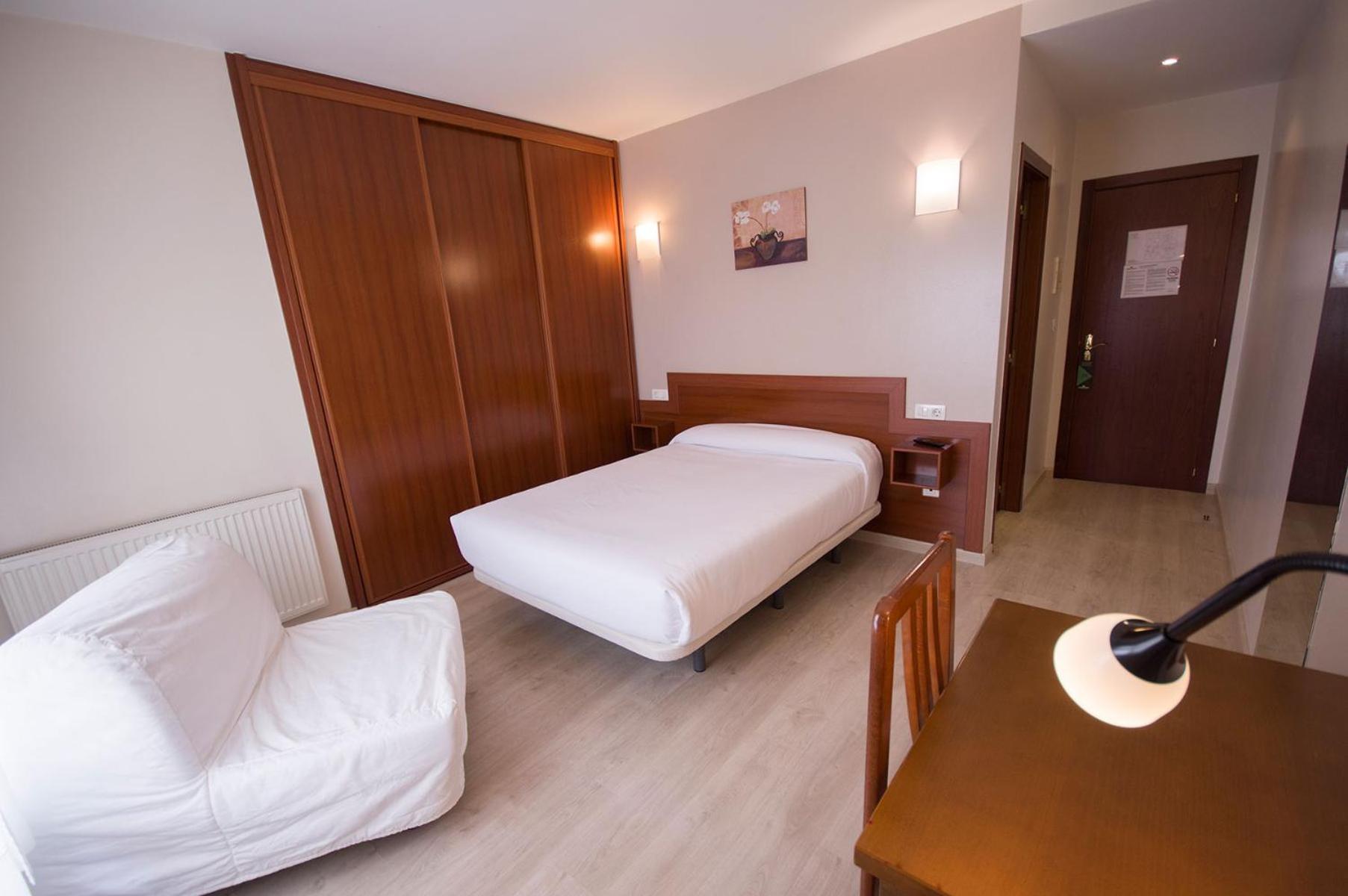 U-Hotel Dario Lugo Kültér fotó