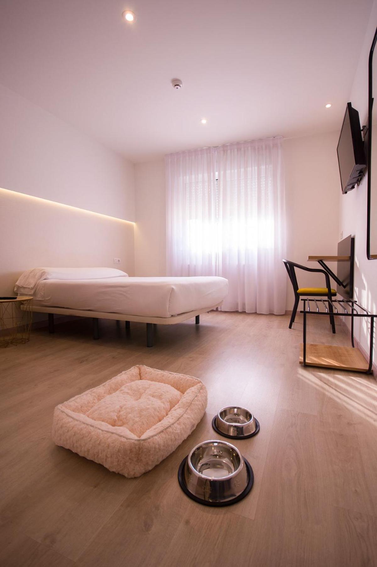 U-Hotel Dario Lugo Kültér fotó