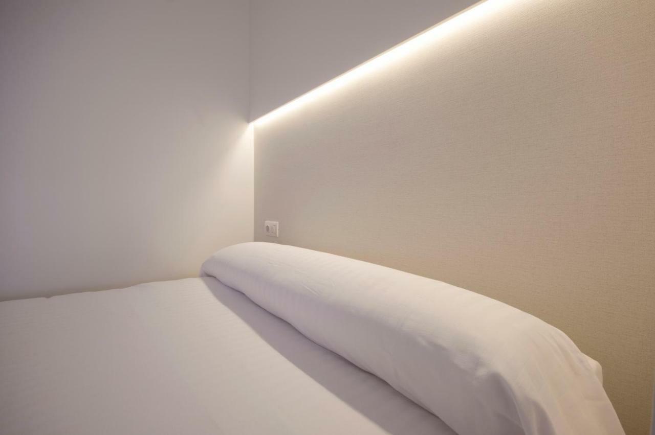 U-Hotel Dario Lugo Kültér fotó