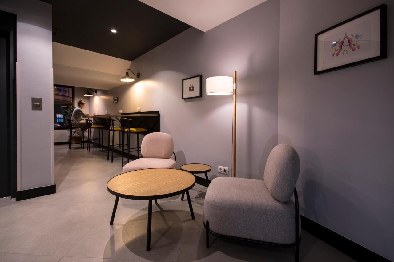 U-Hotel Dario Lugo Kültér fotó